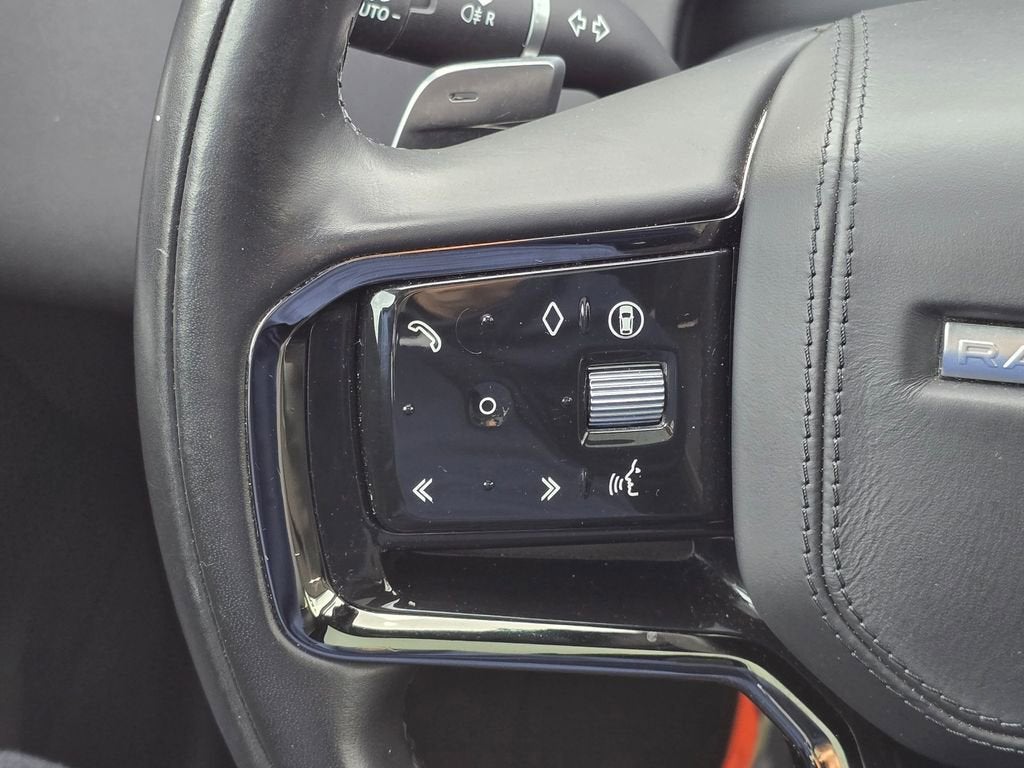 2025 Land Rover Range Rover Velar Dynamic SE