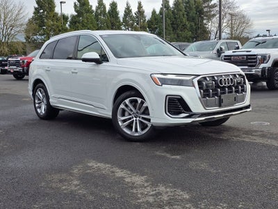 2025 Audi Q7 Premium Plus