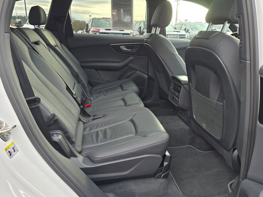 2025 Audi Q7 Premium Plus