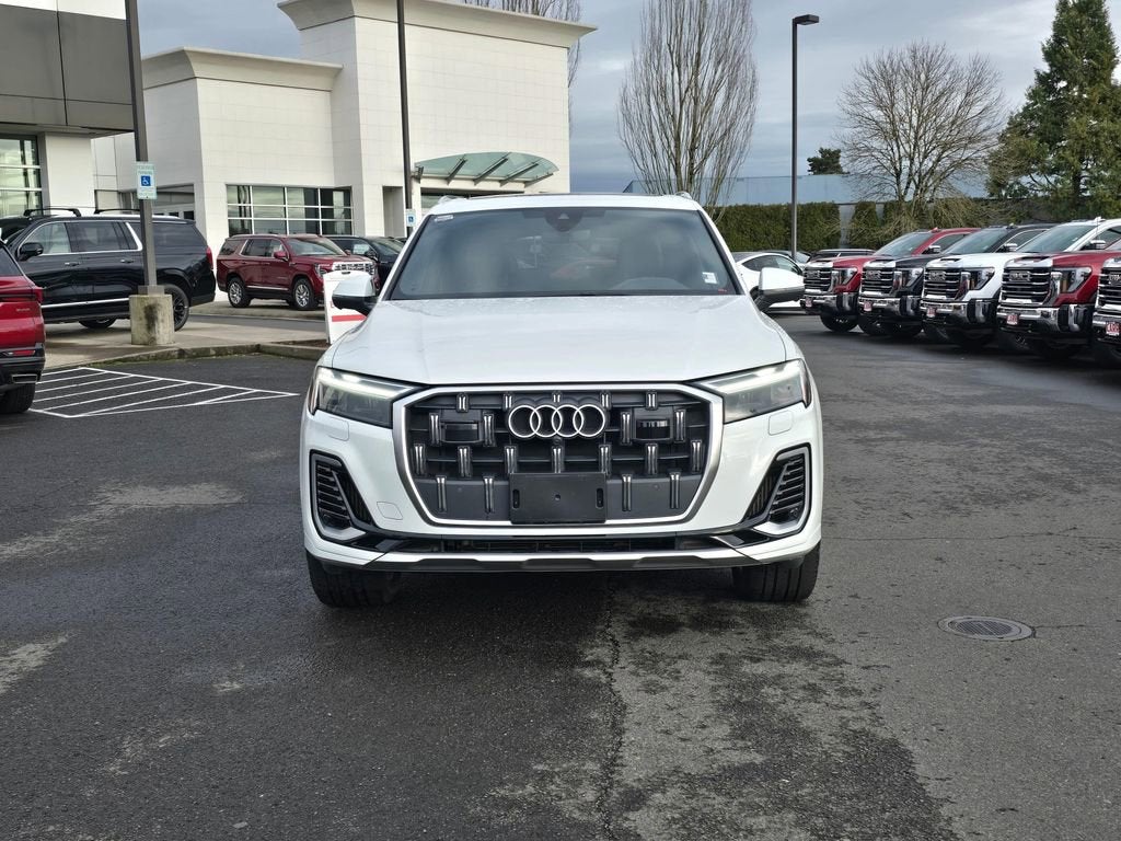 2025 Audi Q7 Premium Plus