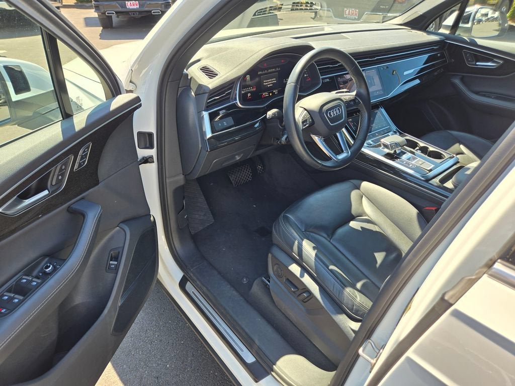 2025 Audi Q7 Premium Plus