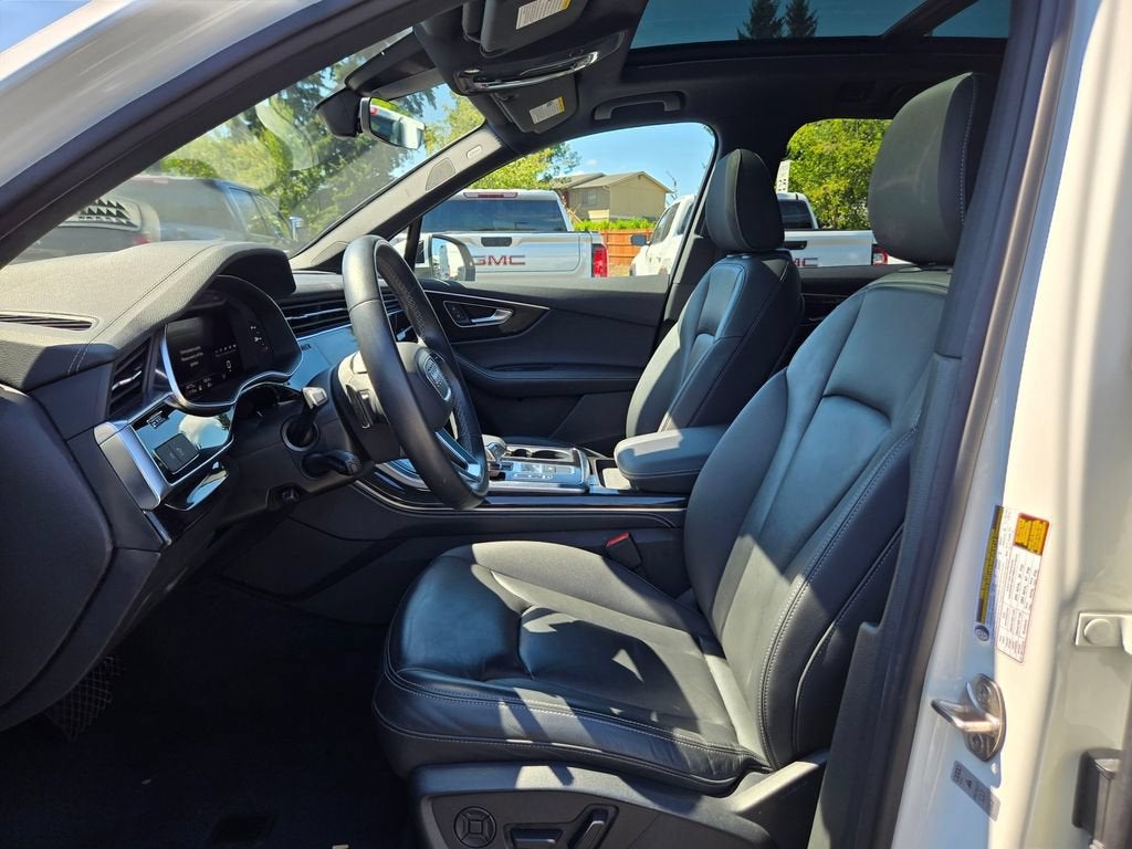 2025 Audi Q7 Premium Plus