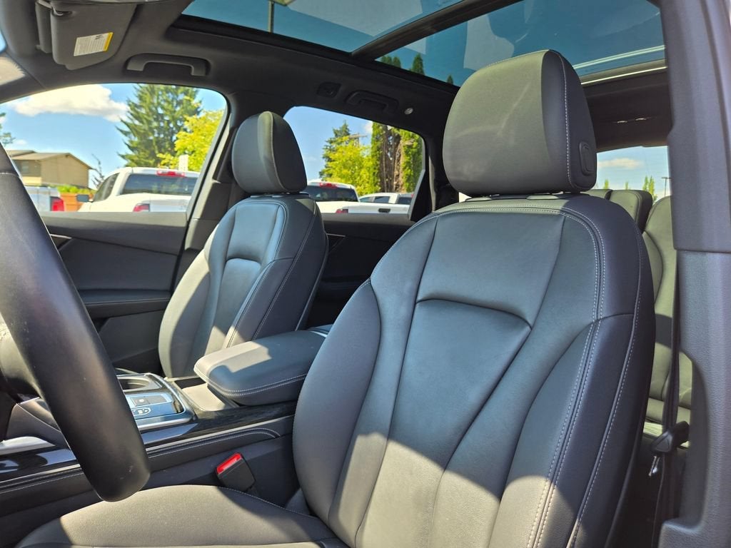 2025 Audi Q7 Premium Plus