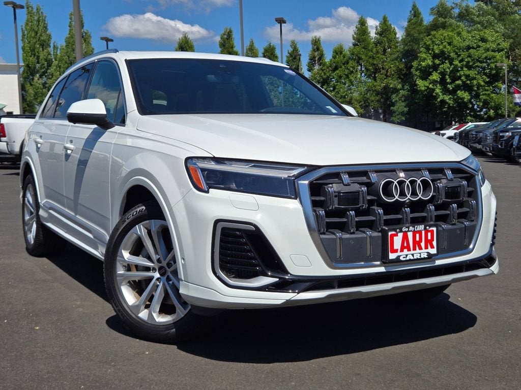 2025 Audi Q7 Premium Plus