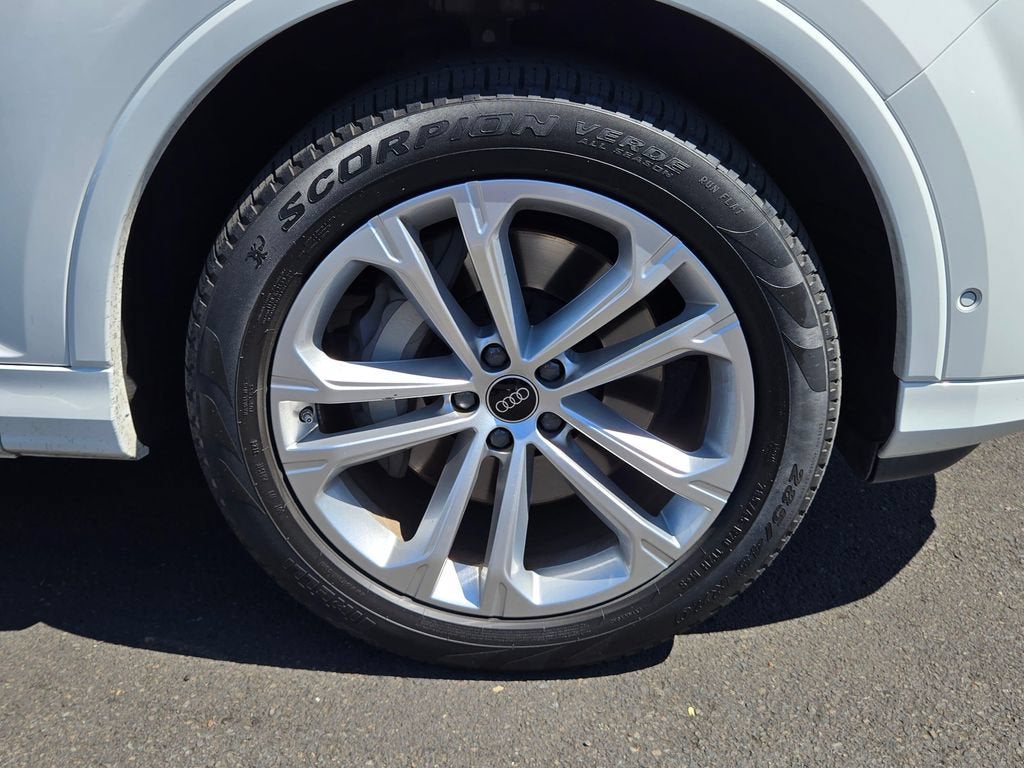 2025 Audi Q7 Premium Plus