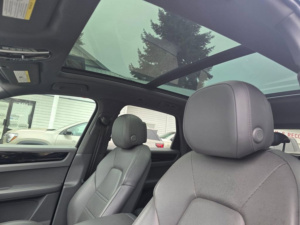 2022 Porsche Cayenne E-Hybrid