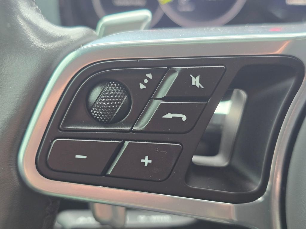 2022 Porsche Cayenne E-Hybrid