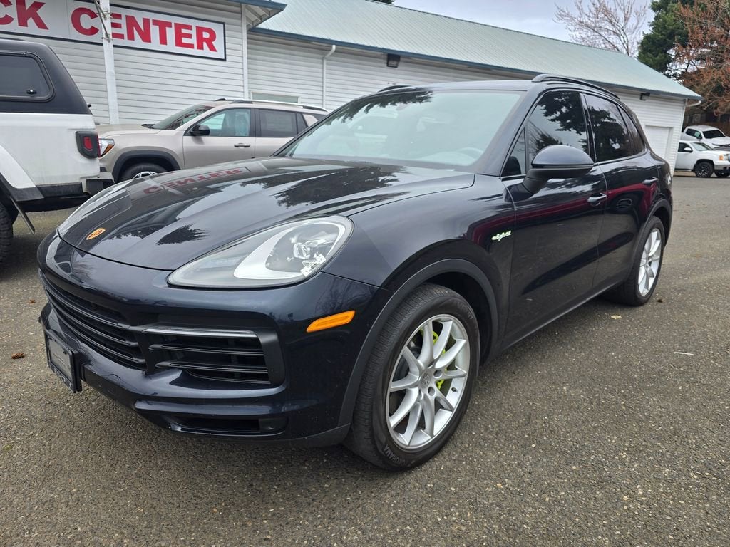 2022 Porsche Cayenne E-Hybrid
