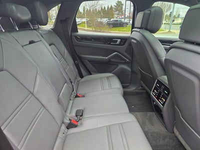 2022 Porsche Cayenne E-Hybrid