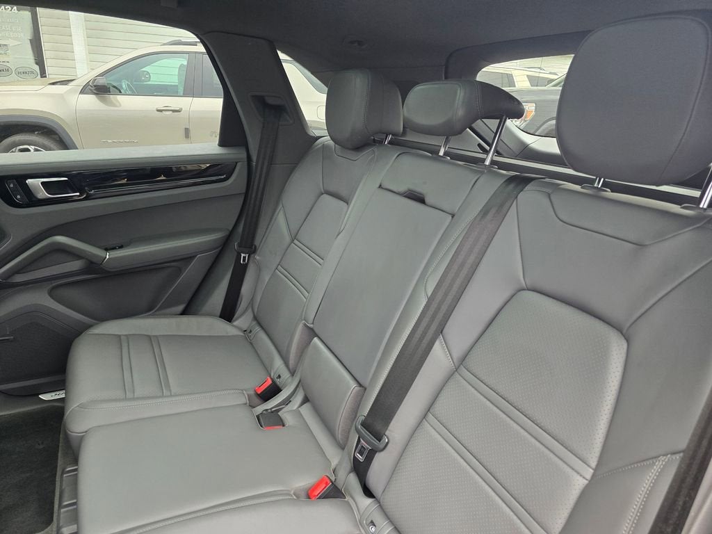 2022 Porsche Cayenne E-Hybrid