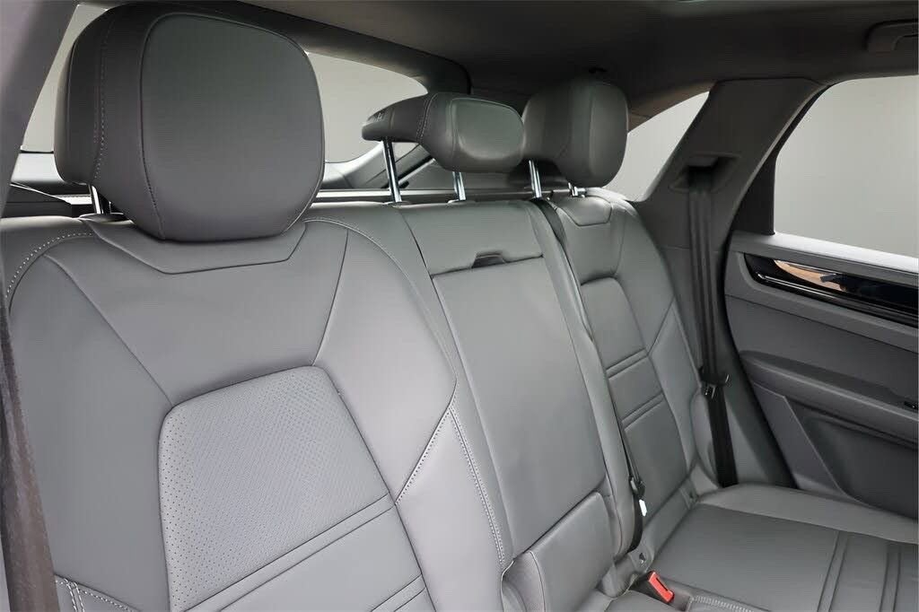 2022 Porsche Cayenne E-Hybrid