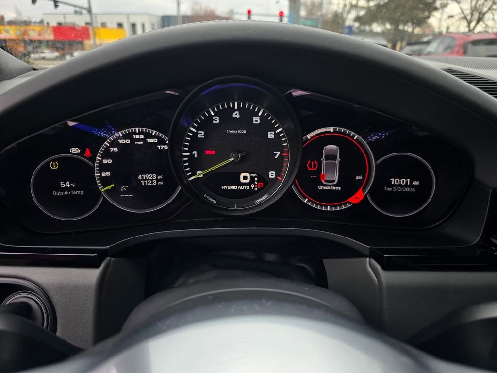 2022 Porsche Cayenne E-Hybrid