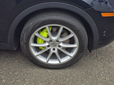 2022 Porsche Cayenne E-Hybrid