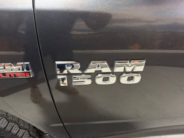 2017 RAM 1500 SLT