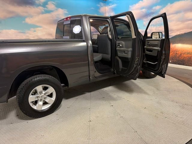 2017 RAM 1500 SLT