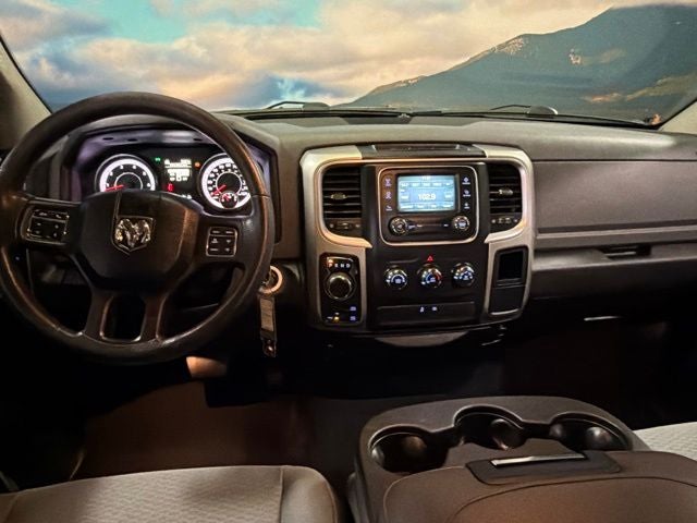 2017 RAM 1500 SLT