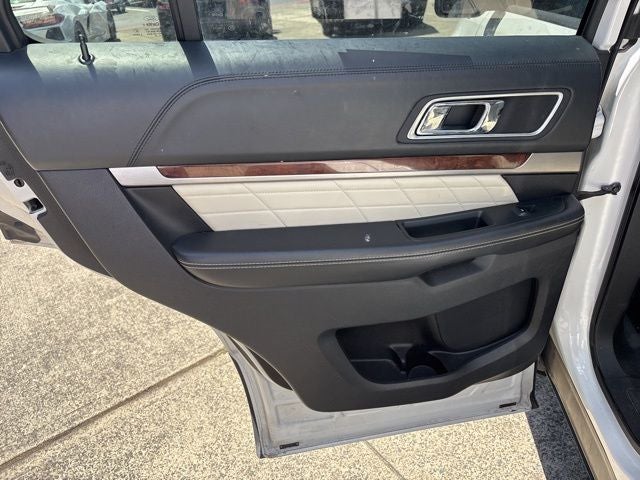 2016 Ford Explorer Platinum