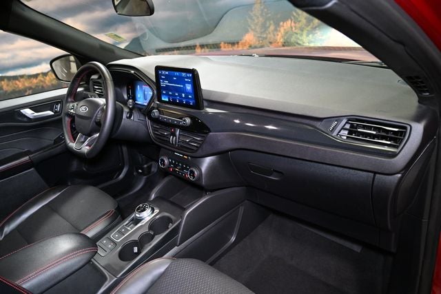 2025 Ford Escape ST-Line Select