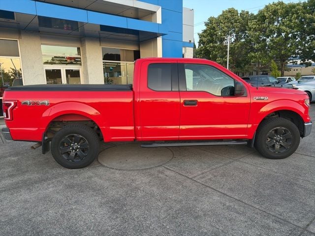 2017 Ford F-150 Base