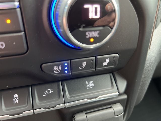 2022 Chevrolet Silverado 3500HD High Country