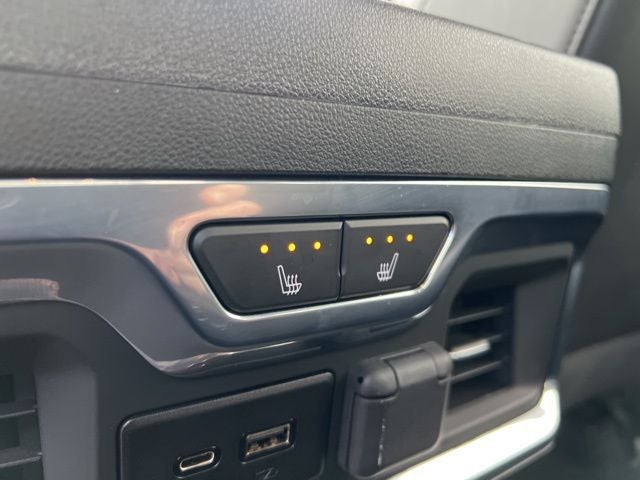 2022 Chevrolet Silverado 3500HD High Country