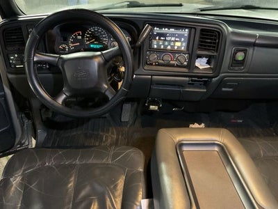 2002 Chevrolet Silverado 2500HD LS