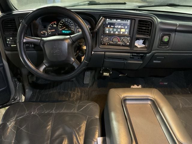 2002 Chevrolet Silverado 2500HD LS