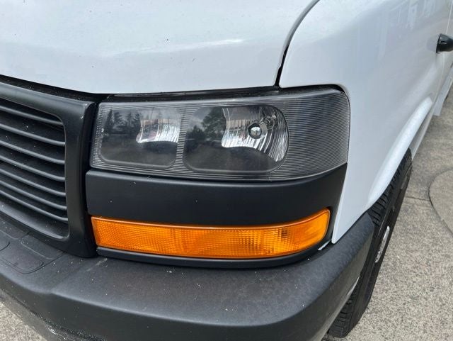 2021 GMC Savana 3500 Work Van