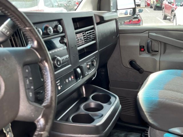 2021 GMC Savana 3500 Work Van