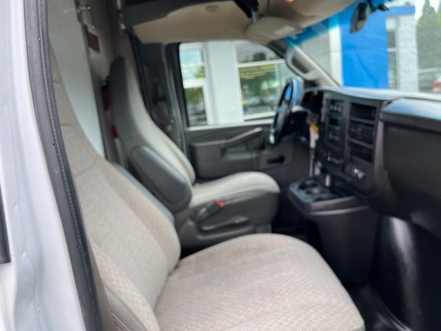 2021 GMC Savana 3500 Work Van