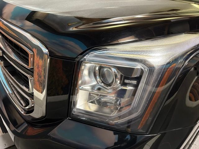 2020 GMC Yukon XL SLT