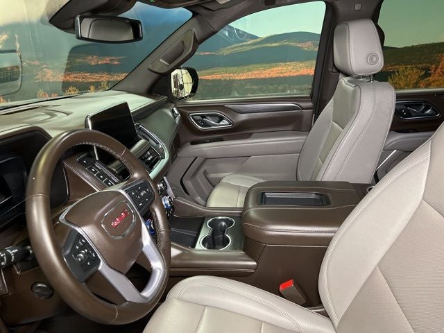 2023 GMC Yukon XL SLT