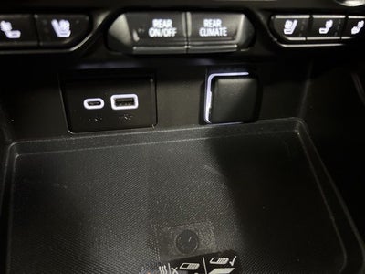 2023 GMC Yukon XL SLT