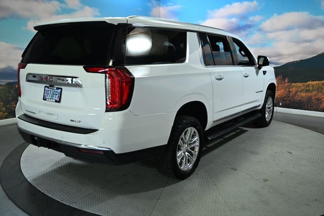 2023 GMC Yukon XL SLT