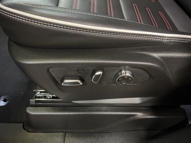 2025 GMC Yukon XL AT4 Ultimate