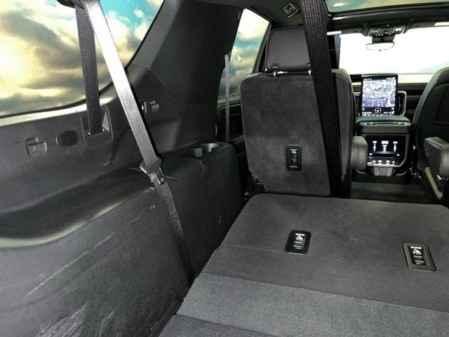 2025 GMC Yukon XL AT4 Ultimate