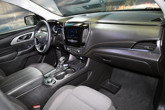 2021 Chevrolet Traverse LS
