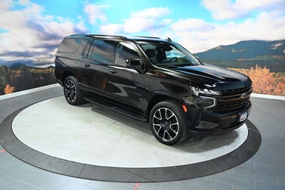 2023 Chevrolet Suburban RST
