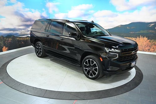 2023 Chevrolet Suburban RST