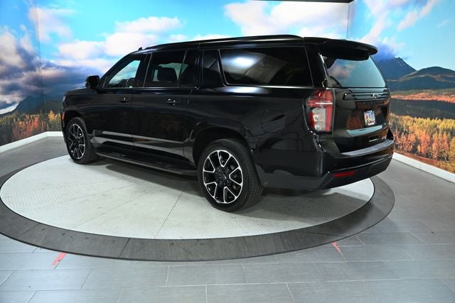 2023 Chevrolet Suburban RST