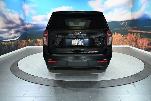 2023 Chevrolet Suburban RST