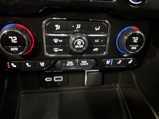 2022 Chevrolet Suburban Premier