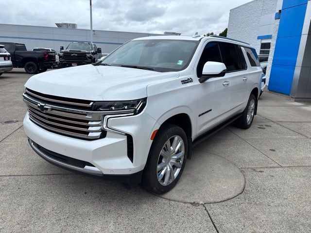2023 Chevrolet Suburban High Country
