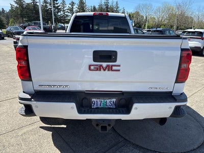 2016 GMC Sierra 3500HD Denali