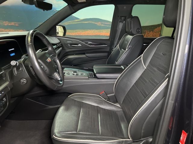 2023 Cadillac Escalade ESV Sport