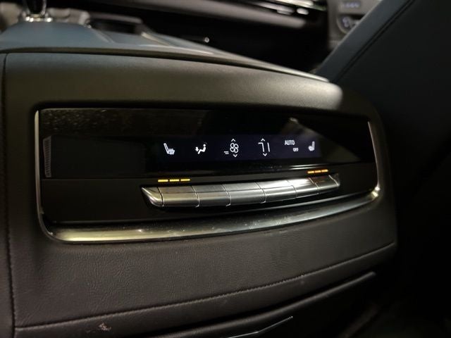 2023 Cadillac Escalade ESV Sport