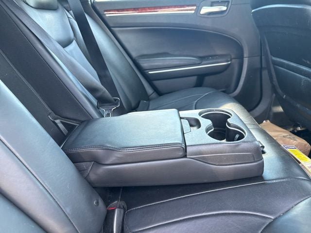 2014 Chrysler 300 Base