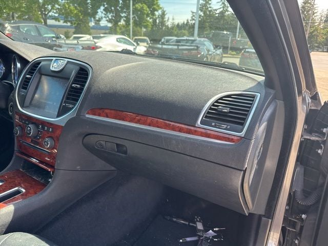 2014 Chrysler 300 Base