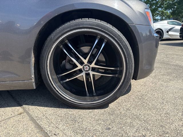 2014 Chrysler 300 Base
