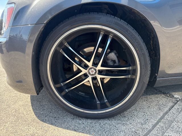2014 Chrysler 300 Base